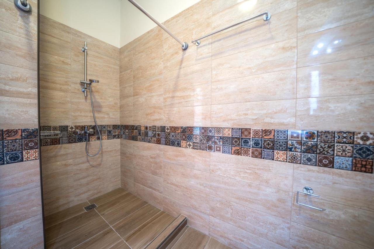 Iro City And Beach Boutique Homes ハニア エクステリア 写真
